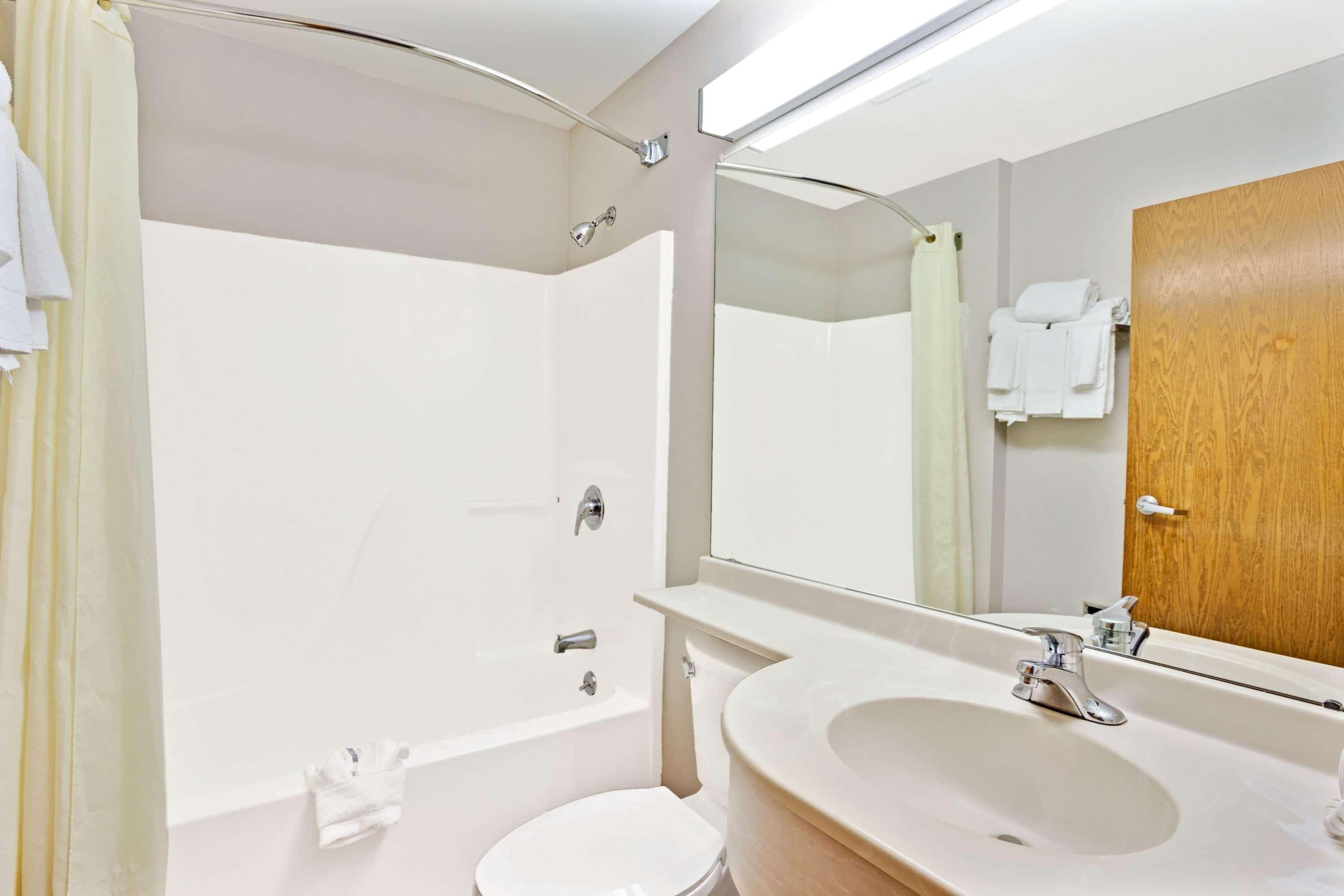 Microtel Inn & Suites By Wyndham Detroit Roseville Kamer foto